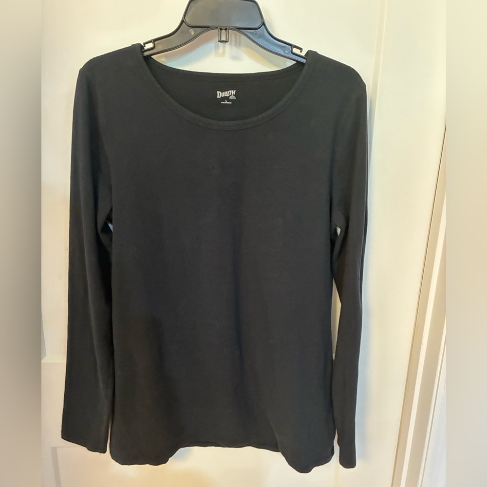 Women's No-Yank Long Sleeve Scoopneck T-Shirt - Black